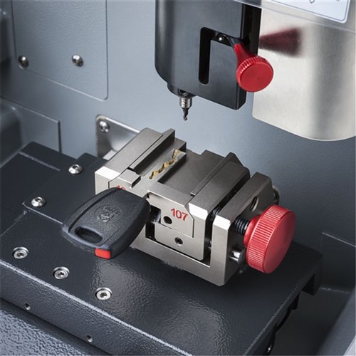 Silca Key cutting machine for automotive keys Futura Auto D8A3235ZB