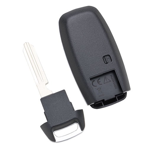 Silca Automotive Proximity Key for Nissan Qashqai XTrail with 3 Buttons ID49-1E and NSN14 Key Insert